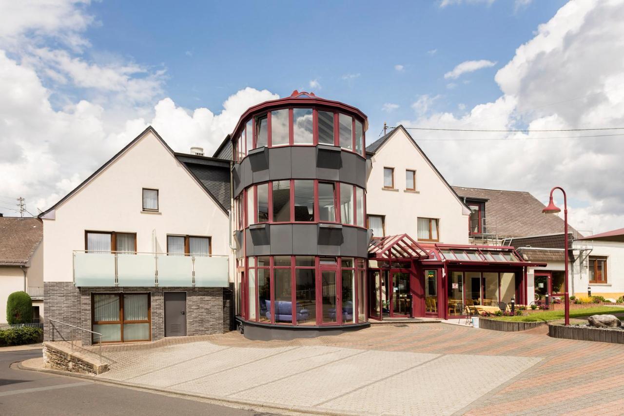 Landhotel Wolf-Mertes Sessenbach Exterior photo