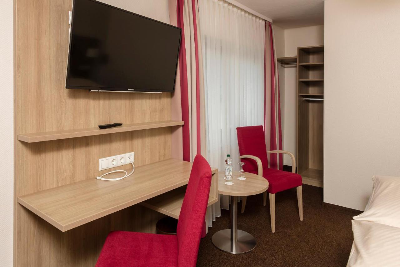 Landhotel Wolf-Mertes Sessenbach Exterior photo
