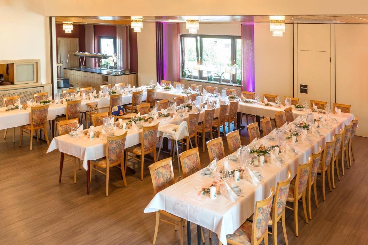 Landhotel Wolf-Mertes Sessenbach Exterior photo