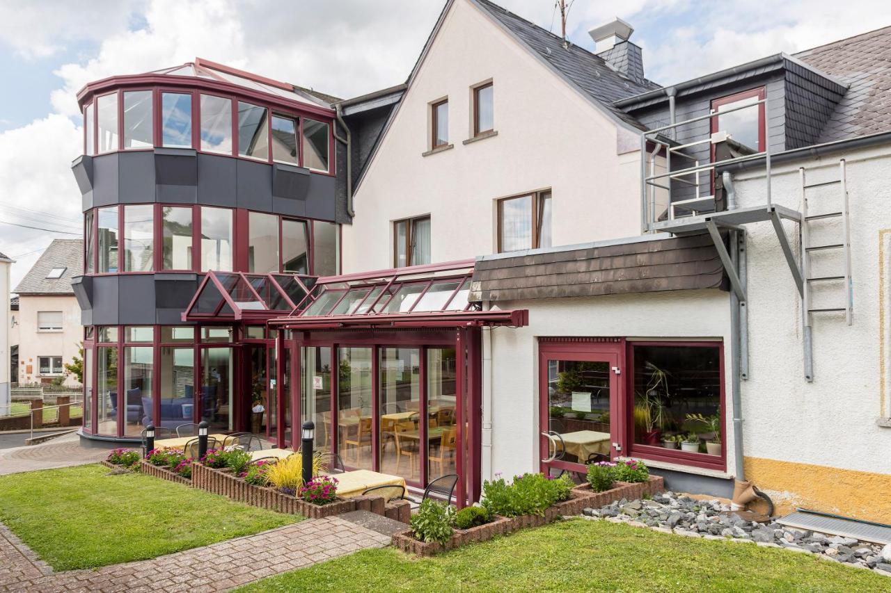 Landhotel Wolf-Mertes Sessenbach Exterior photo