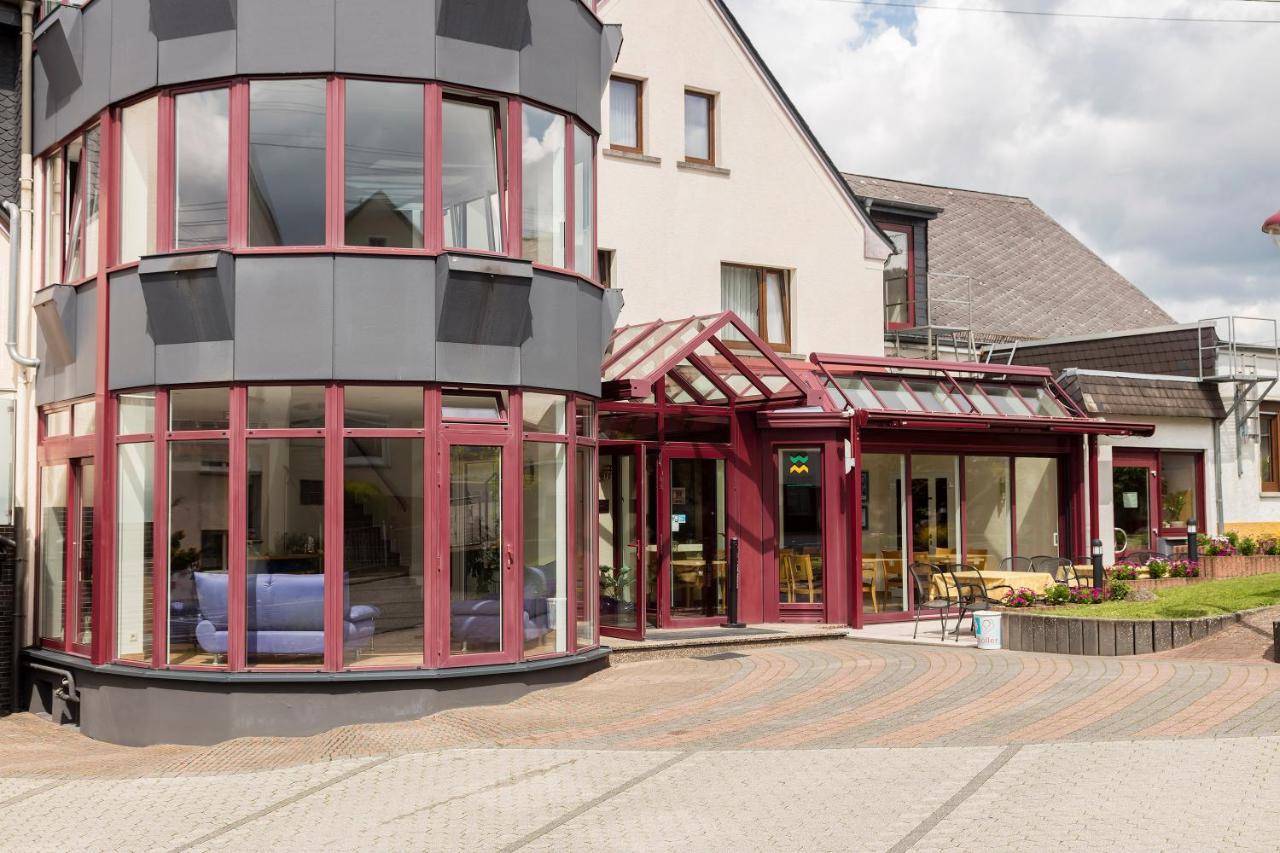 Landhotel Wolf-Mertes Sessenbach Exterior photo